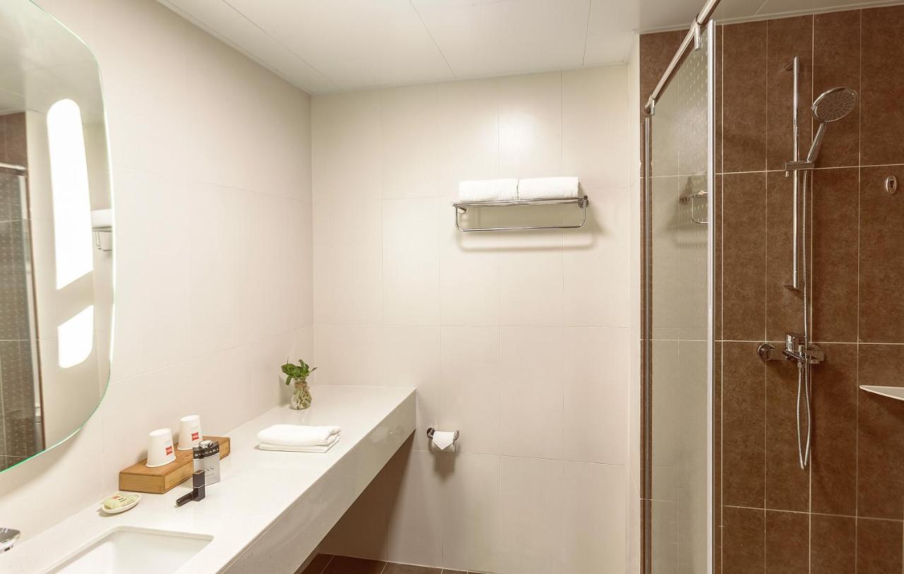 ibis Zhengzhou Longhai Road Ngoại thất bức ảnh