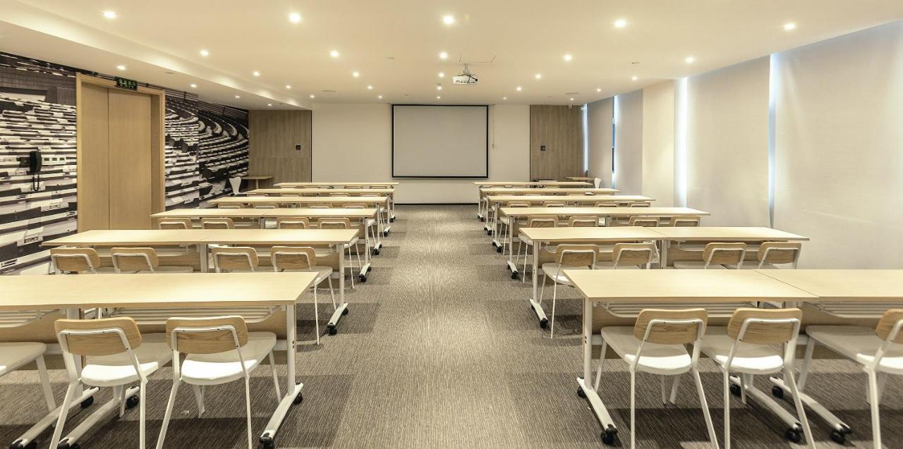 ibis Zhengzhou Longhai Road Ngoại thất bức ảnh